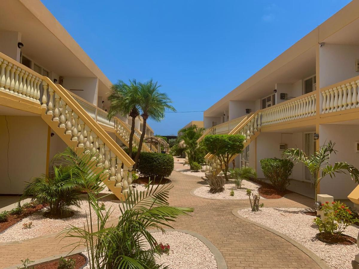 Montana Eco Resort Aruba Oranjestad Exterior photo