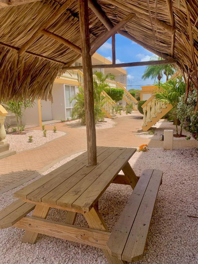 Montana Eco Resort Aruba Oranjestad Exterior photo